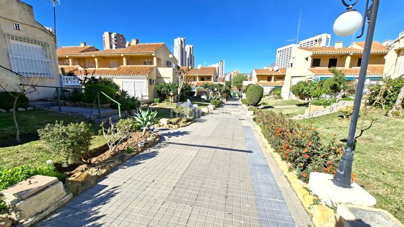 Foto 19168734-a640-4b55-a954-bc121e31714b. Lloguer apartament amb aparcament piscina a Sierra Helada Benidorm