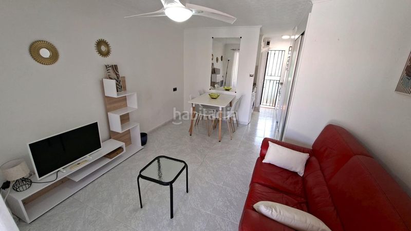 Foto d79cf06e-3bd3-47b7-a046-7538a27fcd38. Lloguer apartament amb aparcament piscina a Sierra Helada Benidorm