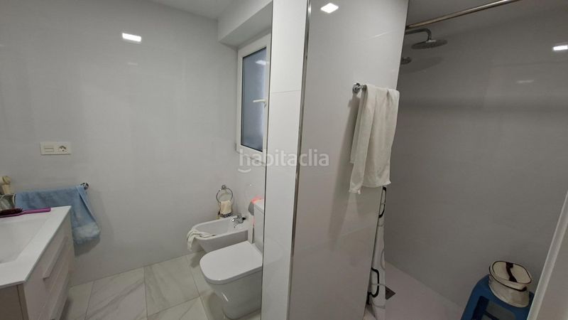 Foto 40f28059-1d7c-4eec-ad05-d77b492df024. Pis amb aparcament a Playa Levante Benidorm