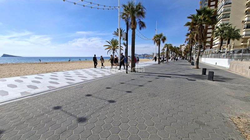 Foto b676da79-f6d1-47ca-82b0-a41bd5faacea. Pis amb aparcament a Playa Levante Benidorm