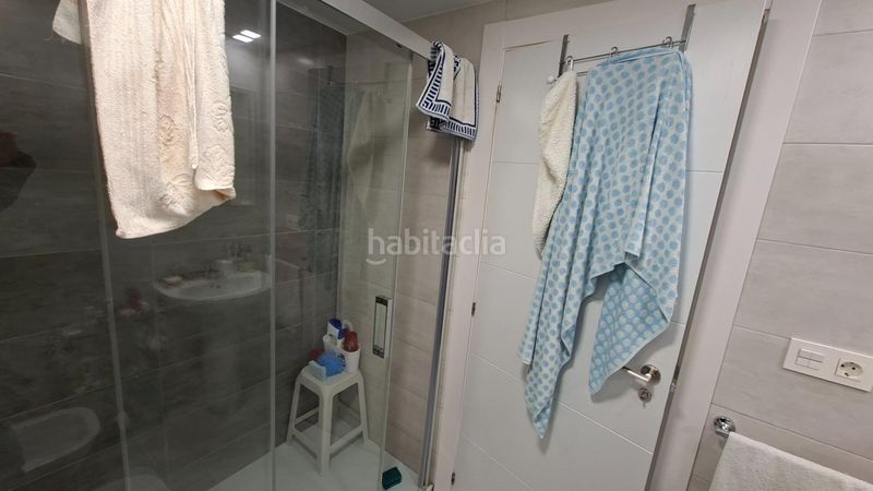 Foto f354d268-21e8-4b70-9e2f-0741a0b5c5be. Pis amb aparcament a Playa Levante Benidorm