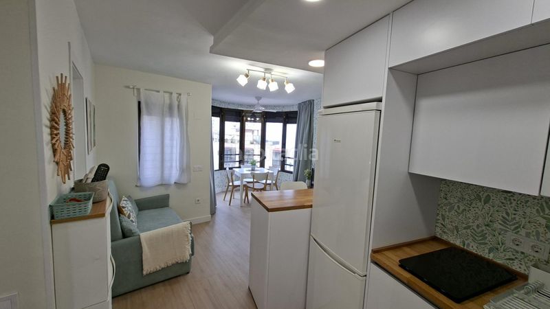 Foto 3cdb8249-cc2e-4805-bef1-41828f994a93. Apartament amb calefacció aparcament piscina a Playa Levante Benidorm