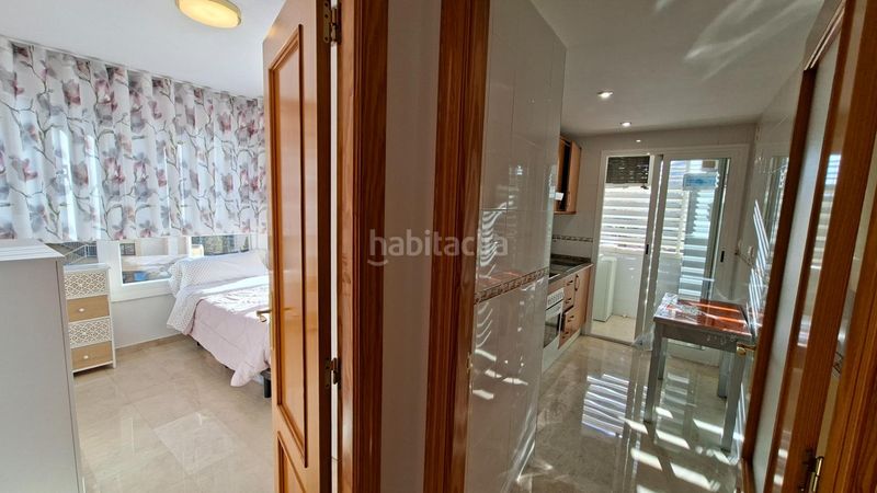 Foto 5a460dd1-a219-4573-9c36-c916dcfd8a3c. Pis amb calefacció aparcament piscina a Rincón Bajo Benidorm