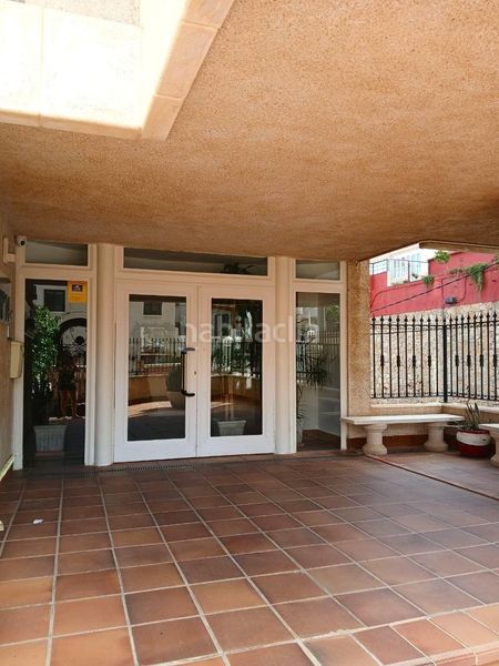 Foto a2b29636-201b-4fd9-a6bb-d869ca54365a. Apartament amb piscina a Rincón Alto Benidorm