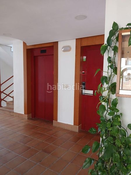 Foto eb6200fb-abdb-4abc-bb01-fabda3be5ee6. Apartament amb piscina a Rincón Alto Benidorm