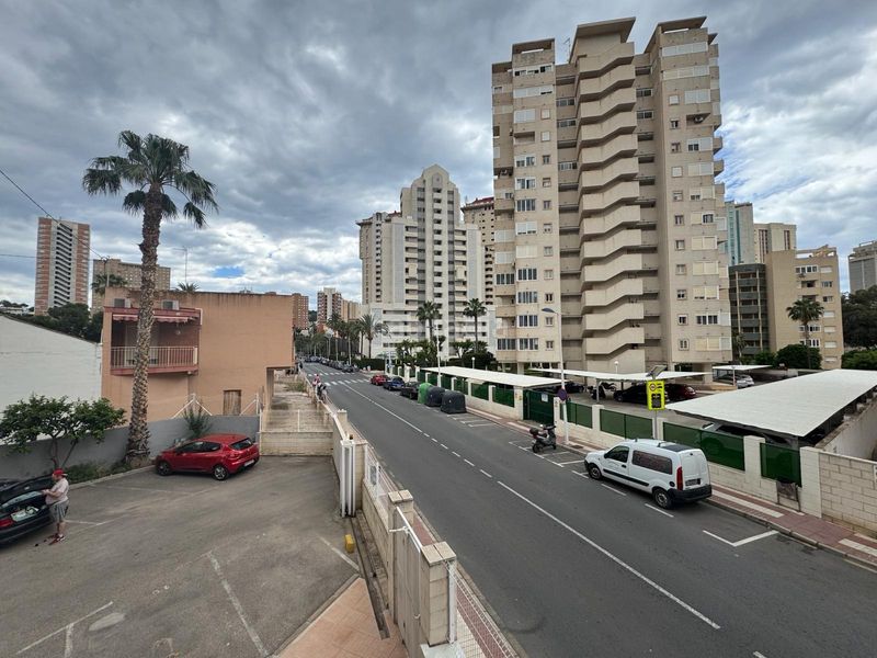 Foto eb3684ae-a390-4b2e-ac63-c0d808018245. Pis amb aparcament a cala Finestrat Finestrat