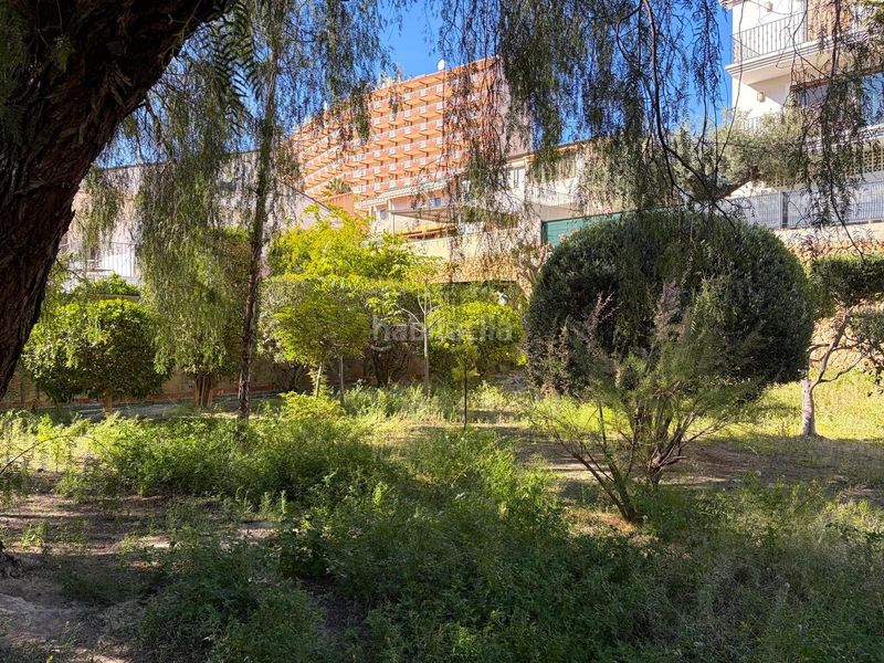 Foto 3f269c43-ae6f-412a-954a-b3459646d5a7. Xalet amb aparcament a Foietes Benidorm
