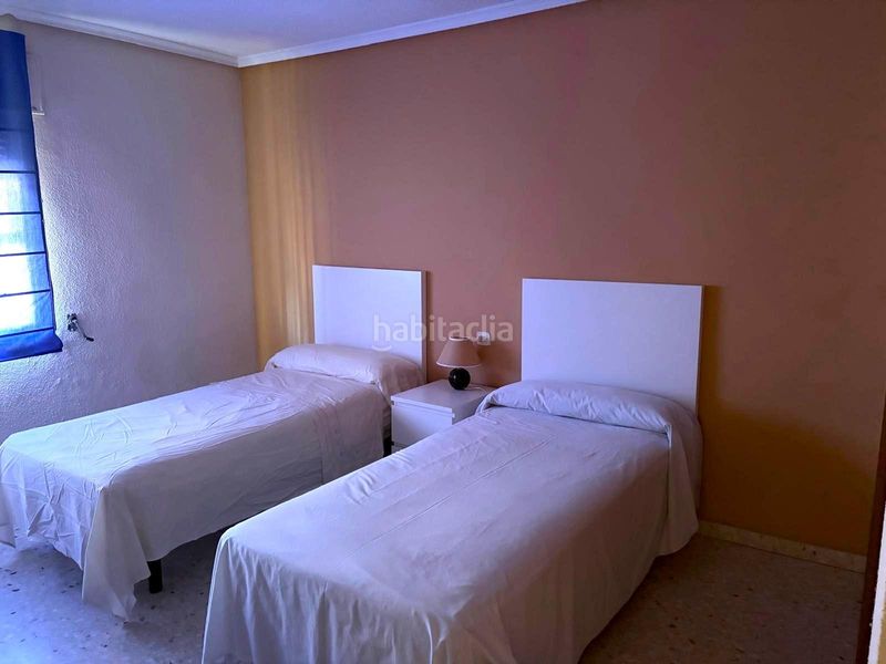 Foto e0f7002f-1808-4884-b1a6-c863b29847da. Xalet amb aparcament a Foietes Benidorm