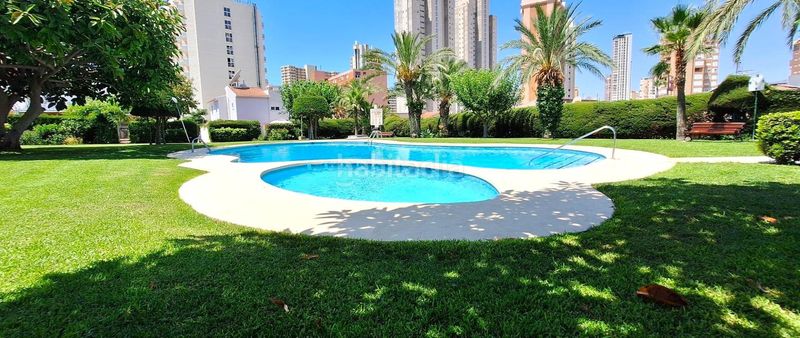 Foto 3c793f38-23fa-4361-a771-13622f77795e. Casa aparellada amb aparcament piscina a Rincón Alto Benidorm
