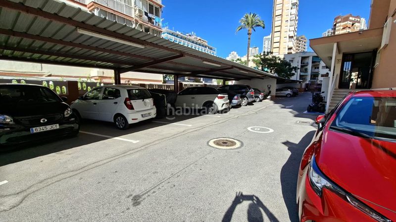 Foto ae10a4fa-00e8-4d52-a495-93a80825c14b. Pis amb aparcament piscina a Playa Levante Benidorm