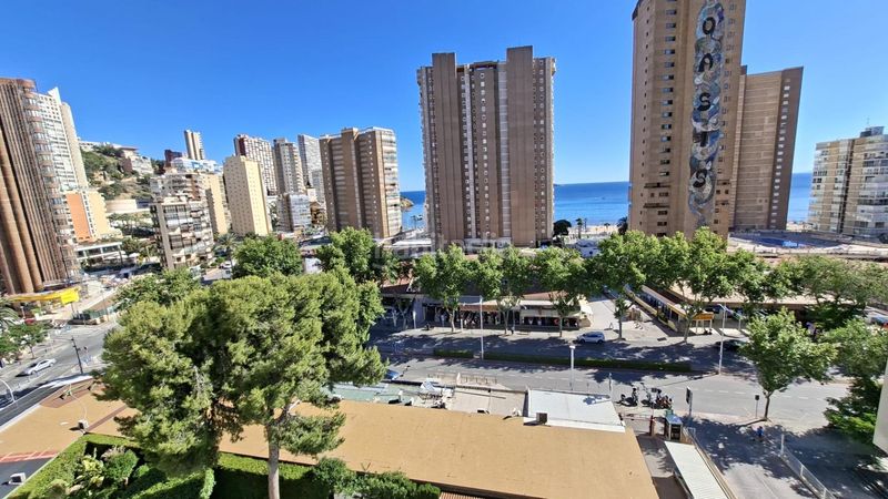 Foto db47f668-523e-4d81-a742-4d74588cc874. Pis amb aparcament piscina a Playa Levante Benidorm