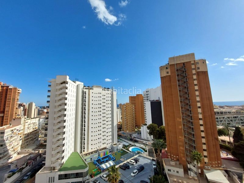 Foto 5c39e8bb-5206-4c1c-9ca8-a8e139fd71c4. Apartament amb aparcament piscina a Playa Levante Benidorm