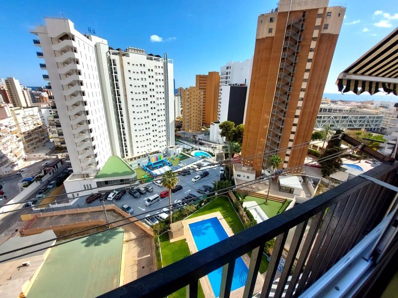 Foto cce1f37c-75f1-47f3-b339-b4fcb3da25e6. Apartament amb aparcament piscina a Playa Levante Benidorm