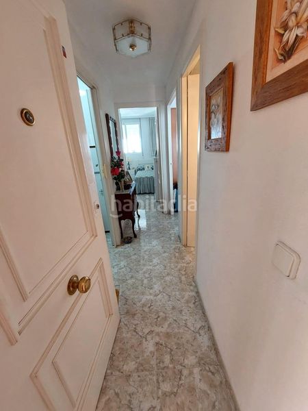 Foto f31573ef-3c1b-466c-9a1e-3bc662ee57f2. Apartament amb aparcament piscina a Playa Levante Benidorm