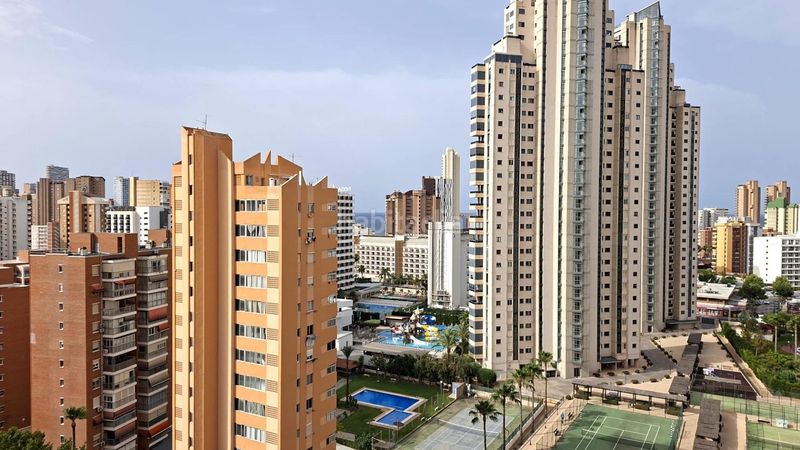 Foto 5f3d794e-cc59-43dc-a0f1-453daeeadead. Pis amb aparcament piscina a Rincón Bajo Benidorm