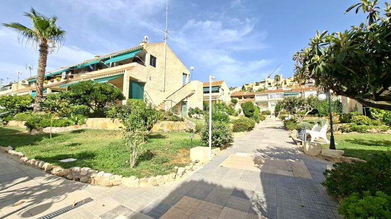 Foto 68613365-cc18-499d-998d-c1833751dc3c. Estudi amb aparcament piscina a Sierra Helada Benidorm