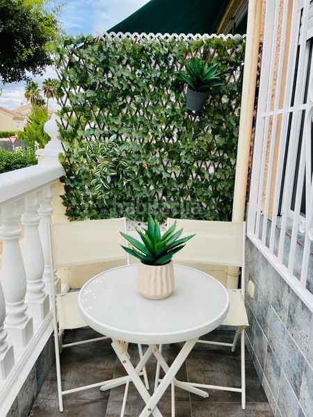Foto c5776ae0-8ca2-44f6-b87b-a77e4a85f607. Estudi amb aparcament piscina a Sierra Helada Benidorm