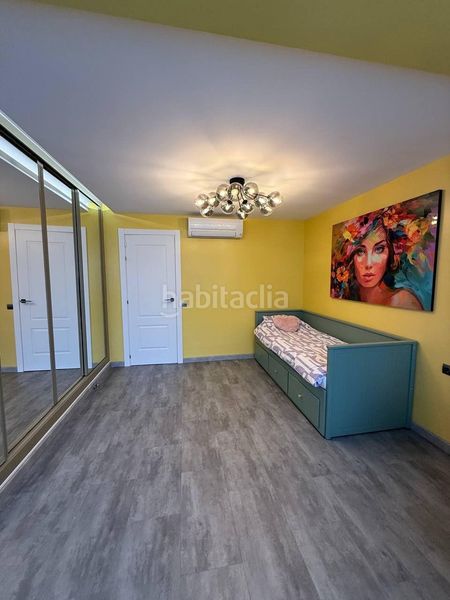 Foto afd8af22-9b35-4c51-8862-c0b13745a557. Duplex con parcheggio piscina in Rincón Alto Benidorm