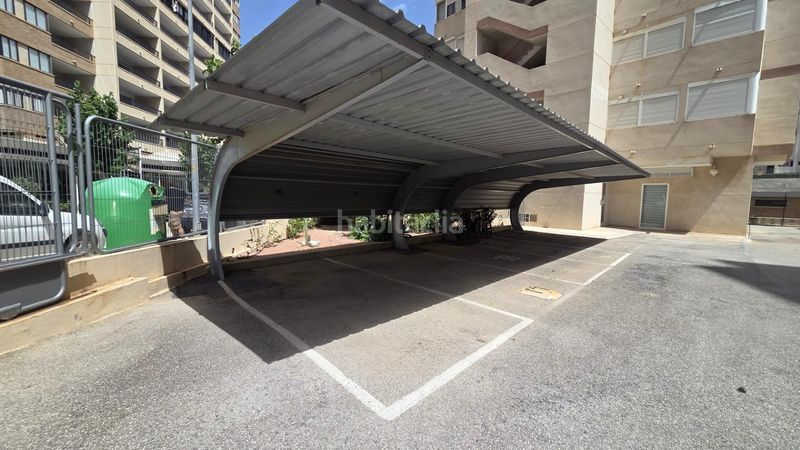 Foto 4d69838c-a544-44ce-b888-452f415c784d. Apartament amb aparcament piscina a Levante Alto Benidorm