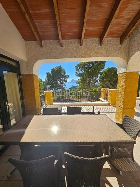 Foto c7ed9c92-9ff3-4cc1-a204-8ad92453340b. Casa amb aparcament piscina a Altea hills Altea