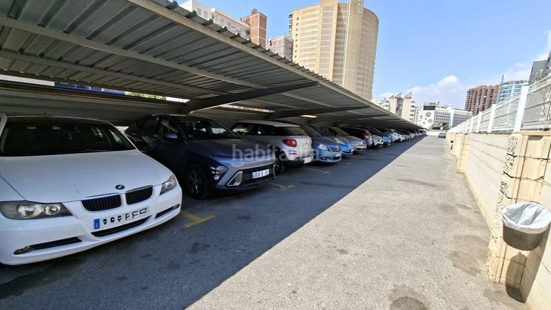 Foto b8da5e5f-716a-49d6-9e41-fd1aaa2c02f3. Apartment with parking pool in Playa Levante Benidorm