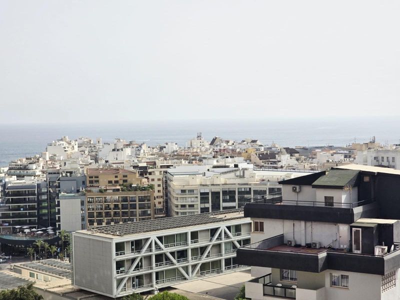Foto 839f08fe-1b99-4c0e-9442-950bffb3e8fb. Apartament amb aparcament piscina a Juzgados - Plaza de Toros Benidorm