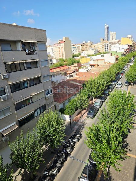 Foto 1b2aeddf-af7b-402a-beeb-60146ff52b74. Apartament amb aparcament a Colonia Madrid Benidorm