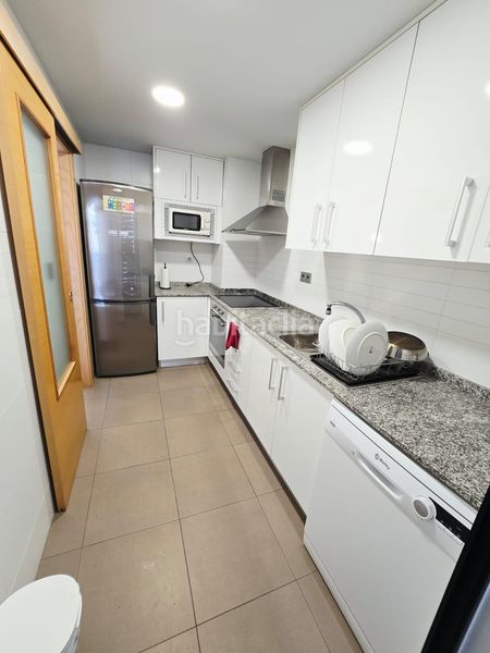 Foto 52600fc2-c3f4-42d7-92fa-52a563507ef5. Apartament amb aparcament a Colonia Madrid Benidorm