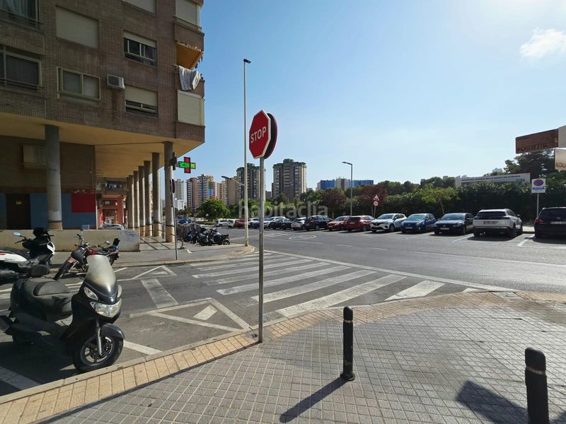 Foto 7beff838-d551-4f6a-83fe-0b4a7fe7ecd4. Apartament amb aparcament a Colonia Madrid Benidorm