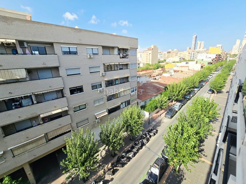 Foto 7cf4cc02-d18c-42c9-9947-247ef9ebc78c. Apartament amb aparcament a Colonia Madrid Benidorm