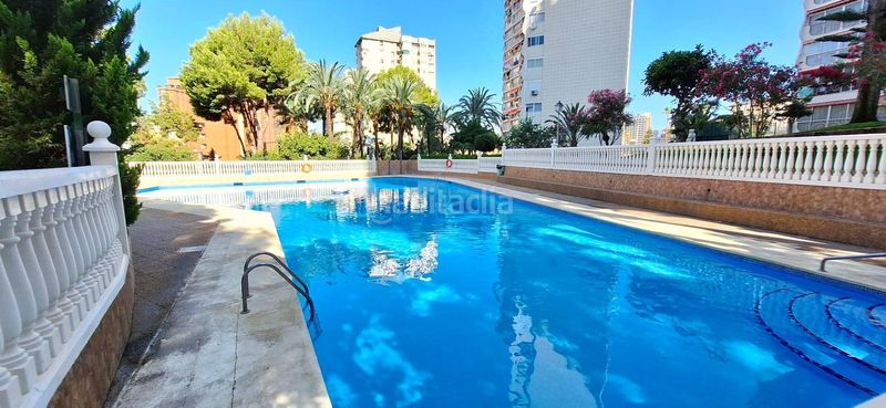Foto 3662f97e-3ea0-4173-8638-cdd3f3100174. Piccolo appartamento con parcheggio piscina in Sierra Helada Benidorm