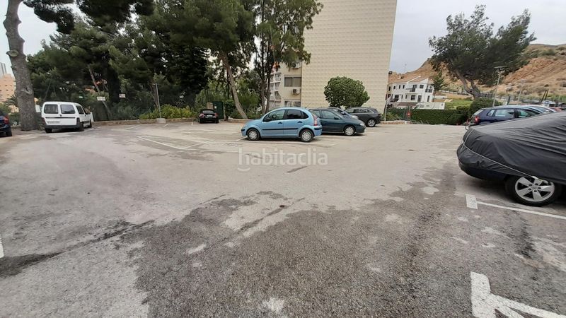 Foto 91259d55-180c-4ee6-be20-ec0c05deb484. Piccolo appartamento con parcheggio piscina in Sierra Helada Benidorm