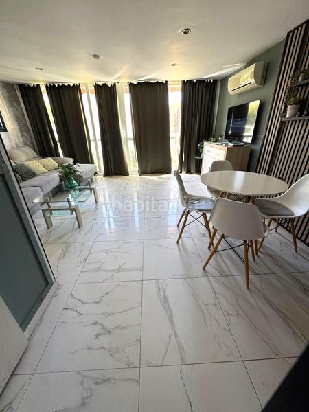 Foto a19a9f5a-bbd2-4d0f-b9dc-045547e994b3. Piccolo appartamento con parcheggio piscina in Sierra Helada Benidorm