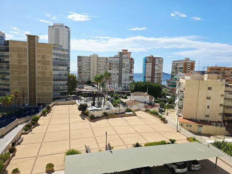 Foto 2481c498-0905-45d6-a245-82ebf4c4fca7. Pis a Playa Levante Benidorm