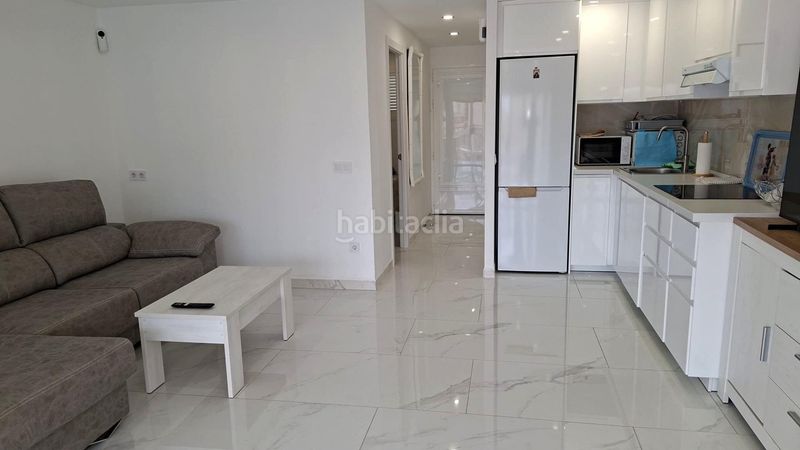 Foto 458213bb-e078-4120-a7c6-d9e8cc461659. Apartament amb aparcament piscina a Sierra Helada Benidorm
