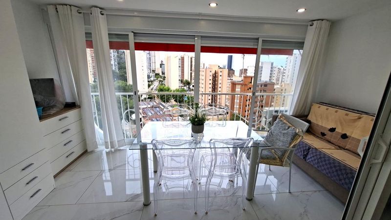Foto 77a6f017-3465-44e4-a169-be1690f2db43. Apartament amb aparcament piscina a Sierra Helada Benidorm