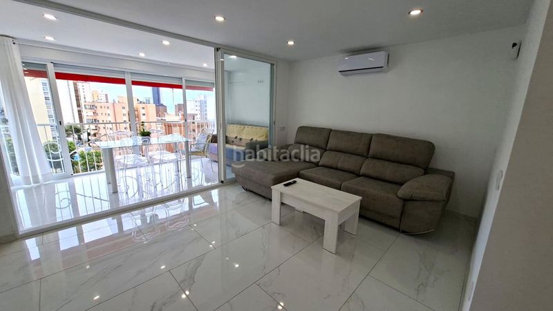 Foto acbf7fb7-64ad-4c69-82d1-d45efd41f1f6. Apartament amb aparcament piscina a Sierra Helada Benidorm
