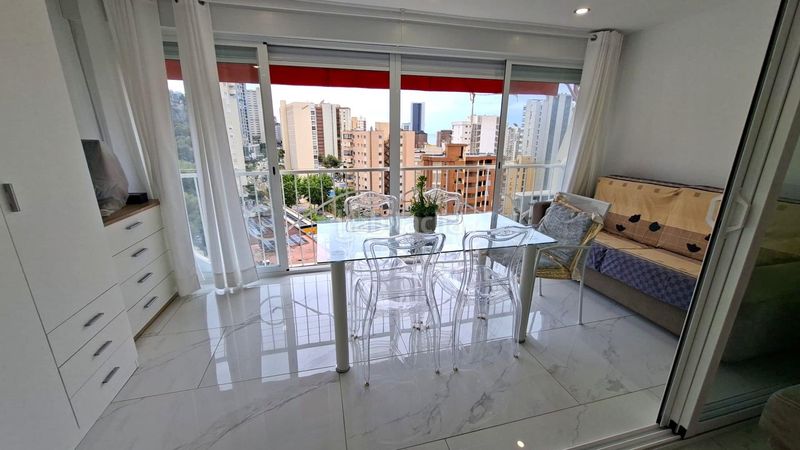 Foto bc8caa1d-c961-4a15-904b-5f062a762c8e. Apartament amb aparcament piscina a Sierra Helada Benidorm