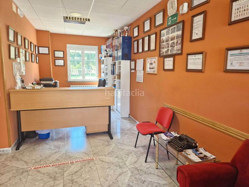 Foto 9552eab5-b65d-4ee3-99cb-c99228b8e2e9. Location local commercial dans Lousame