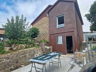 Maison à Teo