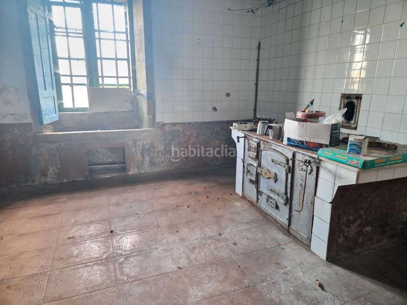 Foto 833e3966-c5c6-456d-80a1-468dd5279d4a. Casa amb aparcament a Brión