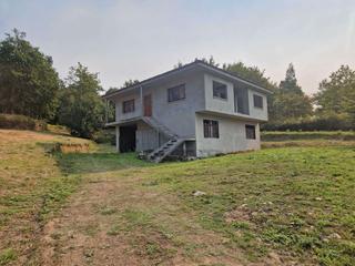 Maison à Teo