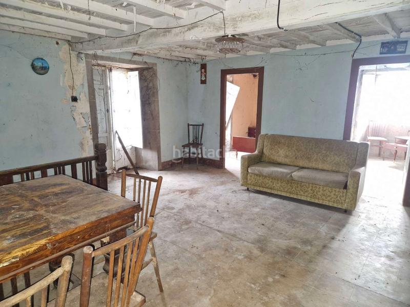 Foto 7a7852eb-be5e-4b29-98e1-637889a3f854. Maison avec parking dans Brión