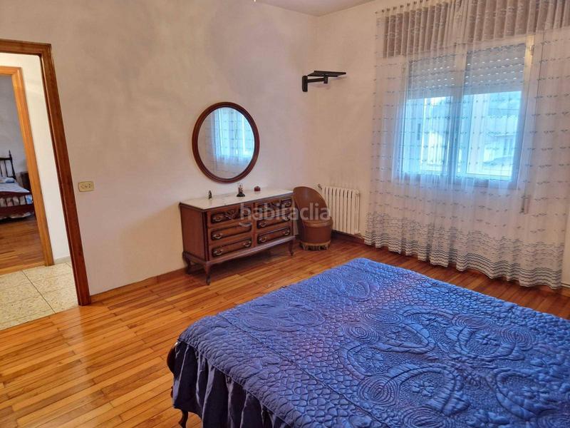 Foto f543954b-bf5a-4b34-8bc9-a3a18edbbe59. House with heating in O Milladoiro Ames