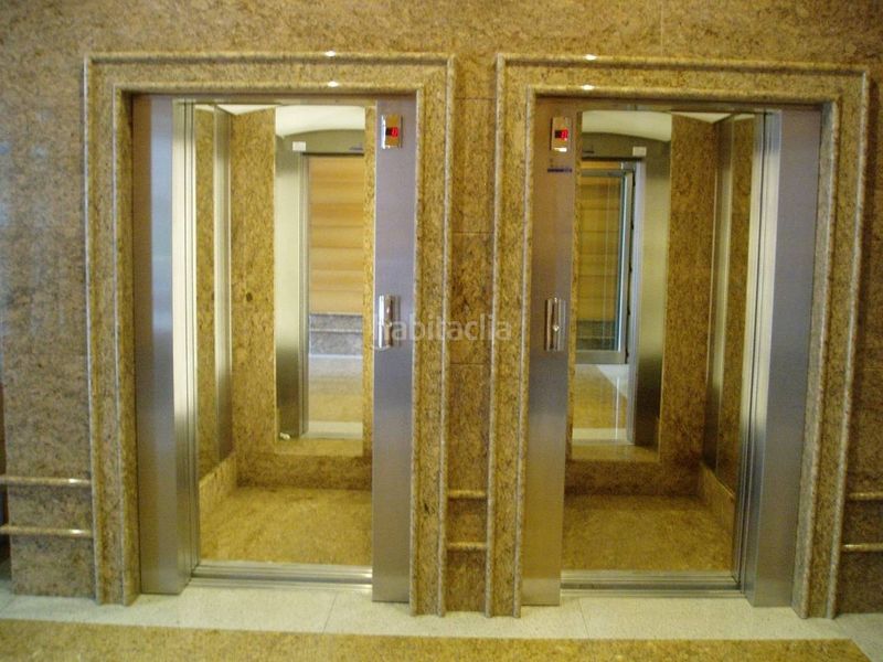 Foto 1f1881fa-720f-4ff8-a9e9-eecc370ed221. Office space in Ensanche - Sar Santiago de Compostela