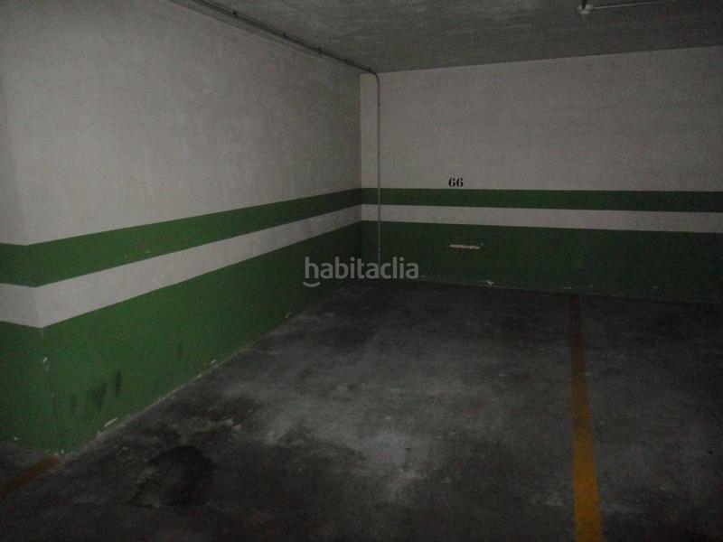 Foto 8809aaa6-b4c0-438e-aaae-594a44afc975. Car parking in Castiñeiriño - Cruceiro de Sar Santiago de Compostela