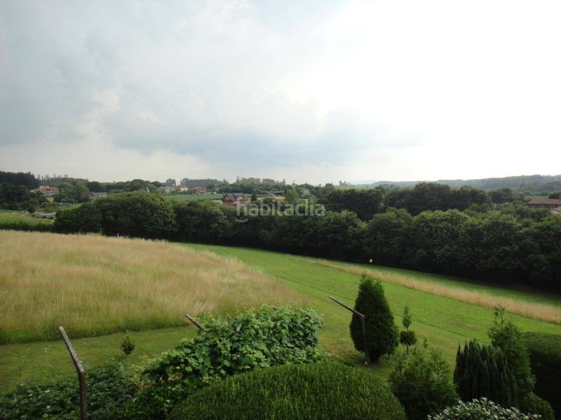 Foto b4a89636-1d9e-446d-a0fd-e9605dc16c2b. Casa amb aparcament a Ordes