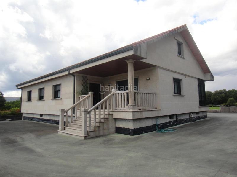 Foto db34c43f-69e6-4c77-9eb9-42be2c0e09a5. Maison avec chauffage parking dans Bertamirans Ames