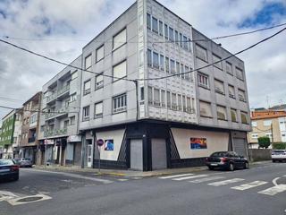Edificio in Santa Comba