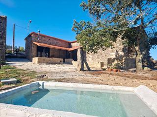 Casa adossada a Brión